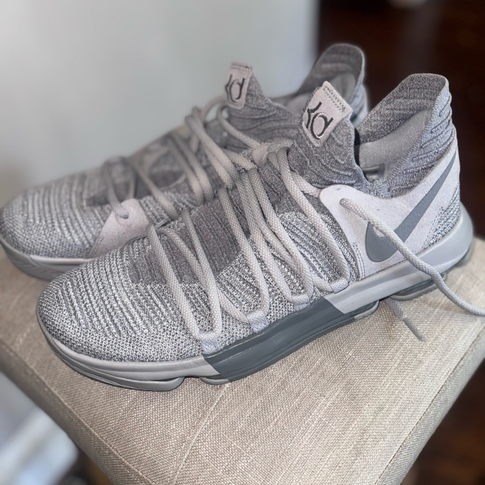 Nike KD Men's Knit Gray Athletic Shoes